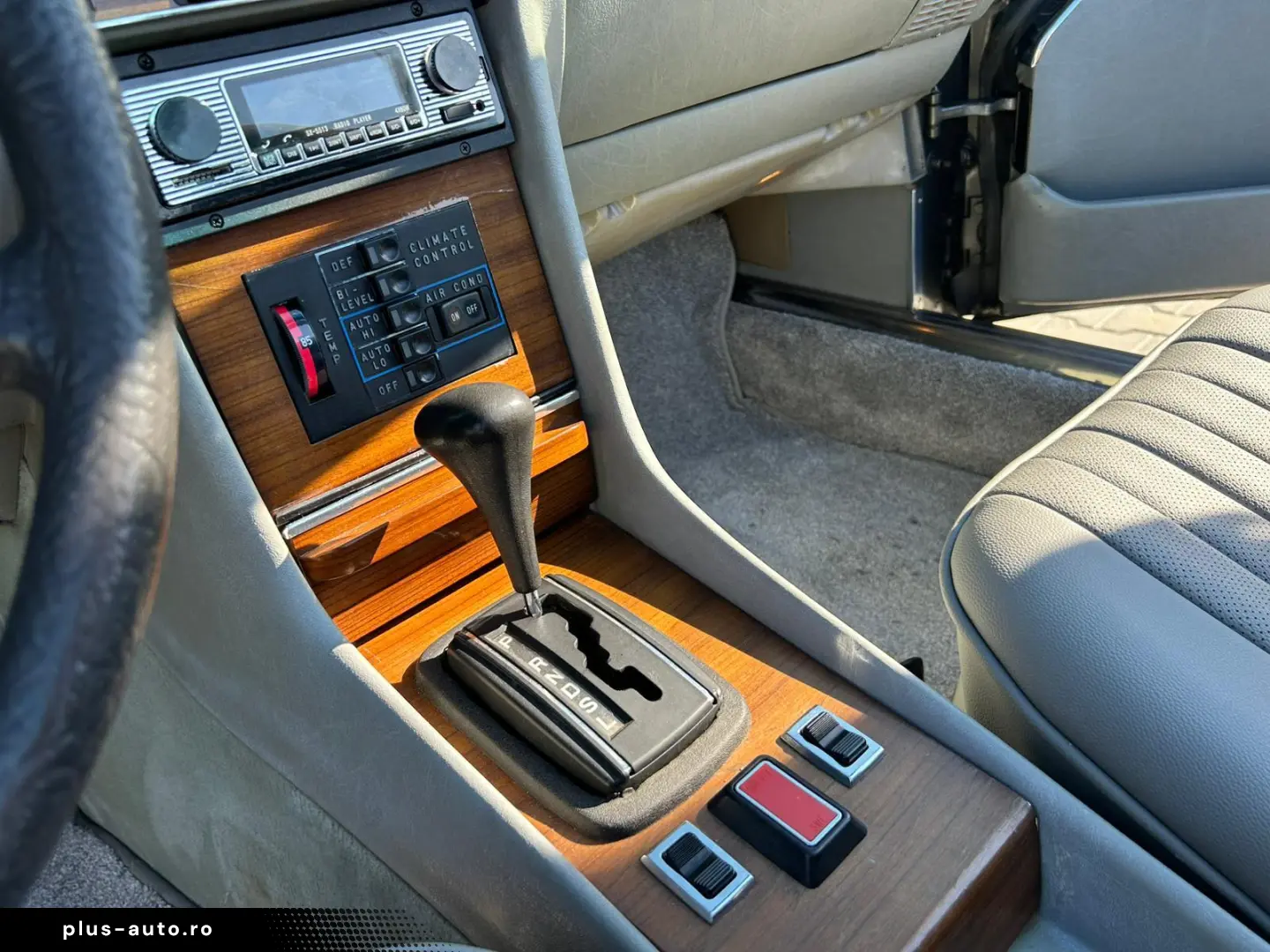 Mercedes-Benz SL 1981