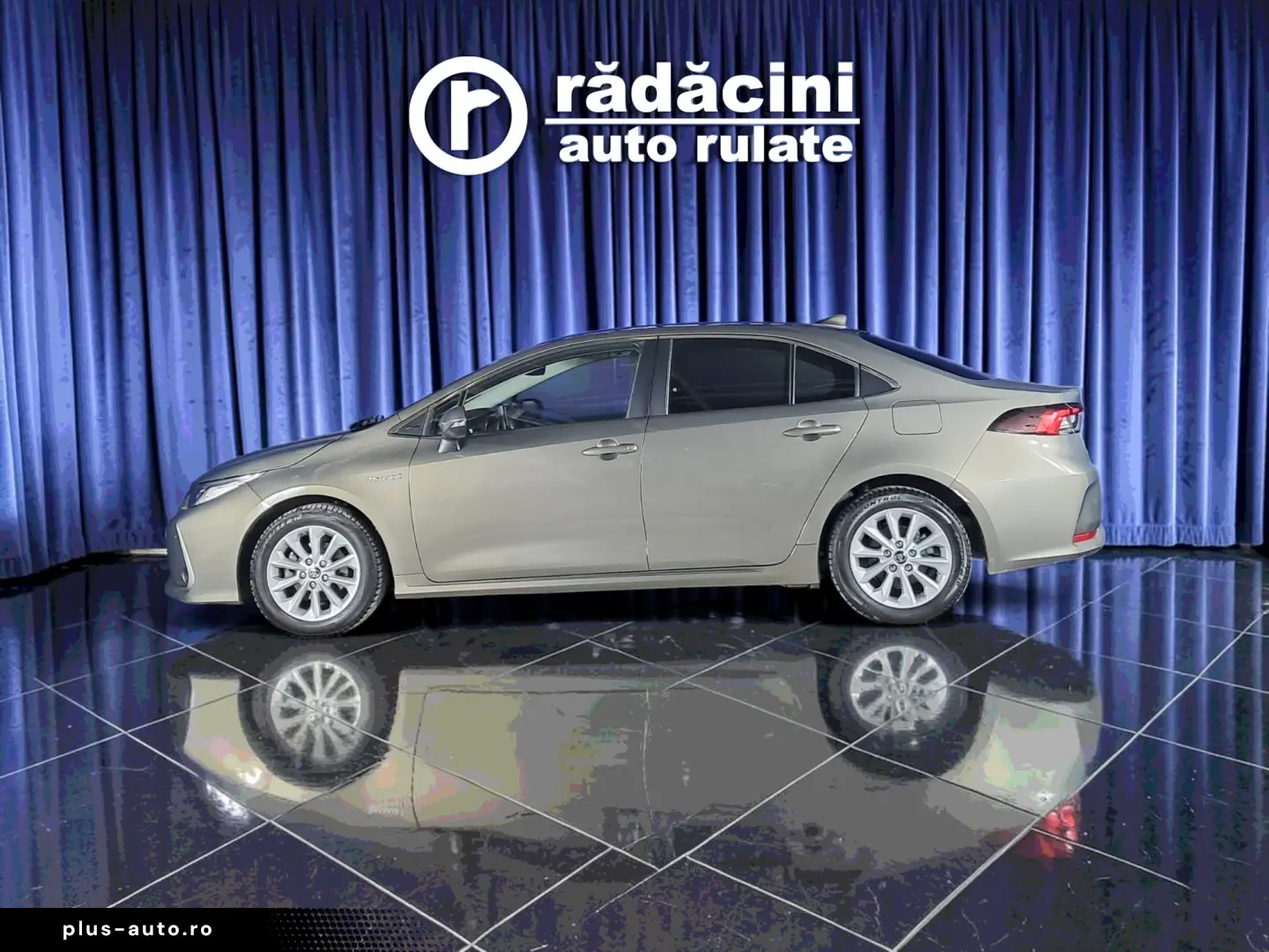 TOYOTA COROLLA DYNAMIC HYBRID HSE E-CVT 98CP 2022
