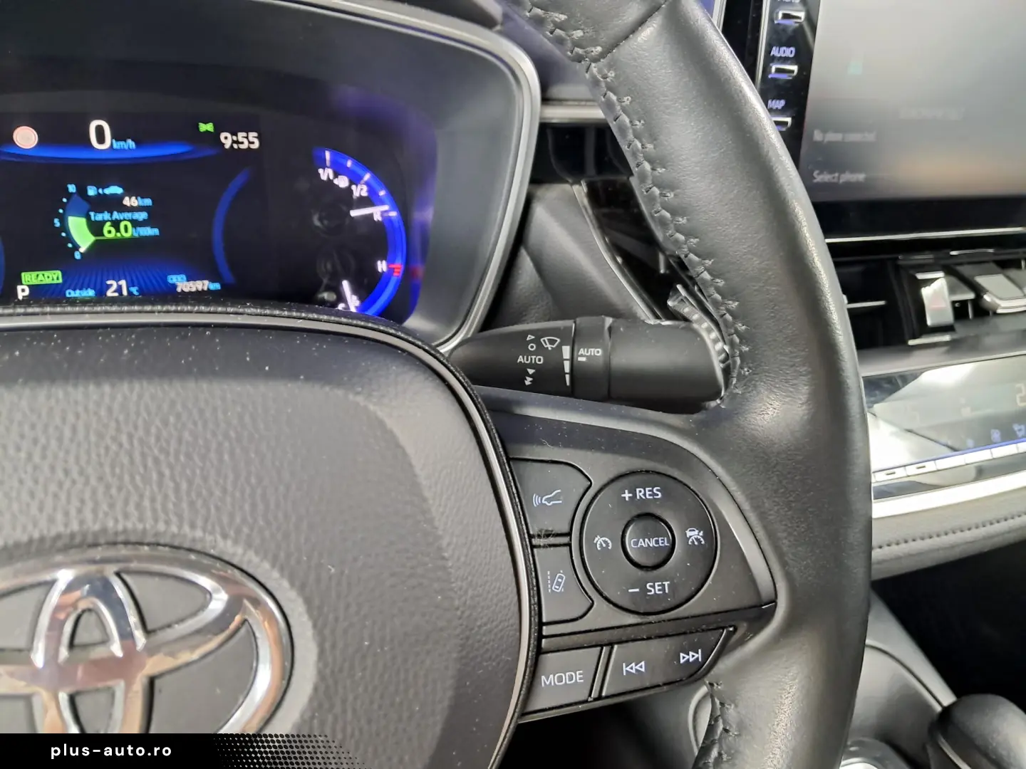 TOYOTA COROLLA DYNAMIC HYBRID HSE E-CVT 98CP 2022