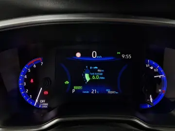TOYOTA COROLLA DYNAMIC HYBRID HSE E-CVT 98CP 2022