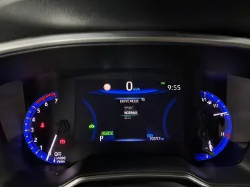 TOYOTA COROLLA DYNAMIC HYBRID HSE E-CVT 98CP 2022
