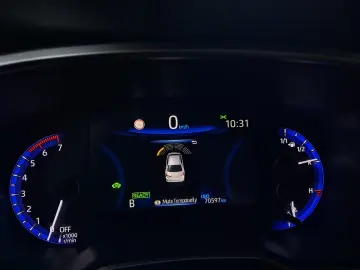 TOYOTA COROLLA DYNAMIC HYBRID HSE E-CVT 98CP 2022