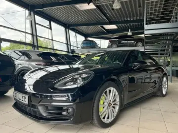 PORSCHE Panamera 4 E-Hybrid Platinum Edition InnoDrive