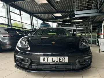 PORSCHE Panamera 4 E-Hybrid Platinum Edition InnoDrive