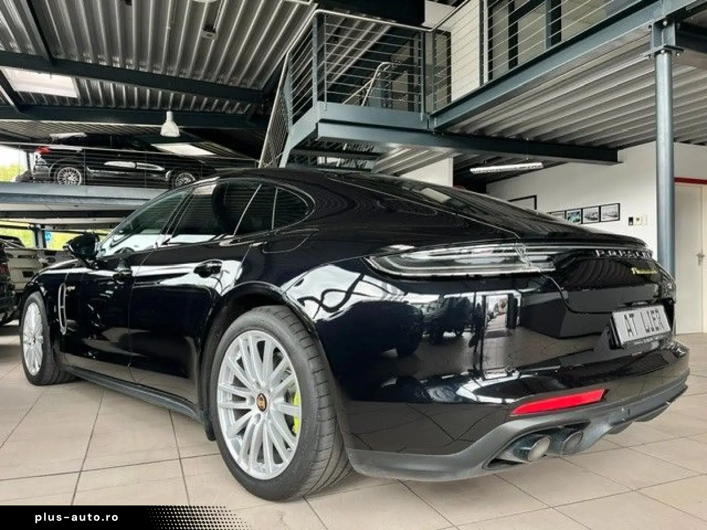 PORSCHE Panamera 4 E-Hybrid Platinum Edition InnoDrive