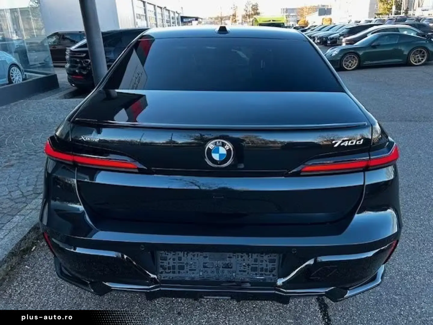 BMW 740d xDrive massage stand heating.  AHK Iconic
