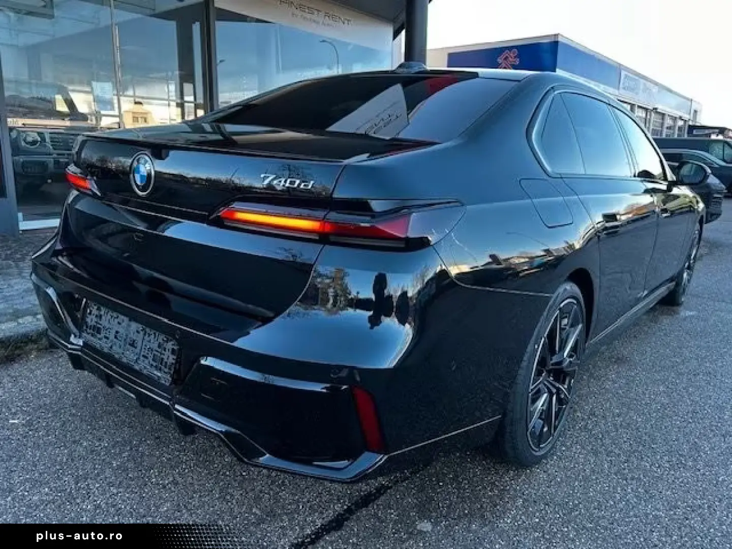 BMW 740d xDrive massage stand heating.  AHK Iconic