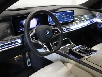 BMW 7-serie 750e xDrive Pro M-Sportpakket 2026 LED H