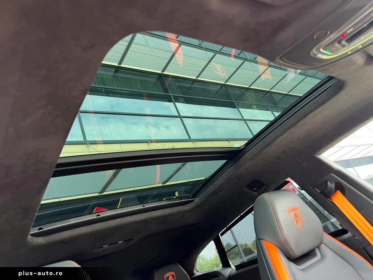 LAMBORGHINI URUS 4.0 V8 SE