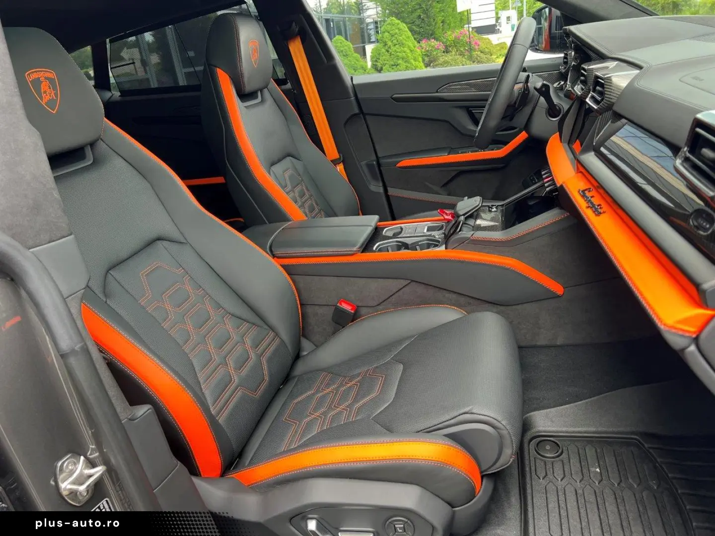 LAMBORGHINI URUS 4.0 V8 SE