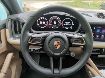 PORSCHE Cayenne E-Hybrid Coupe
