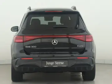 MERCEDES-BENZ EQB 300 4M AMG AHK Panorama PTS Kamera…