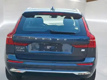 VOLVO T8 Ultimate Bright Recharge Plug-In Hybrid AWD