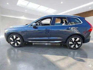 VOLVO T8 Ultimate Bright Recharge Plug-In Hybrid AWD
