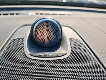 VOLVO T8 Ultimate Bright Recharge Plug-In Hybrid AWD