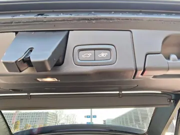 VOLVO T8 Ultimate Bright Recharge Plug-In Hybrid AWD