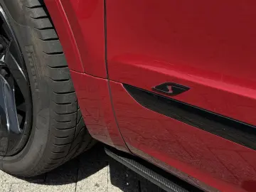 BENTLEY Bentayga V8 S  NAIM Carbon Styling
