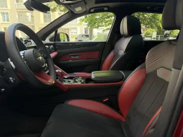 BENTLEY Bentayga V8 S  NAIM Carbon Styling
