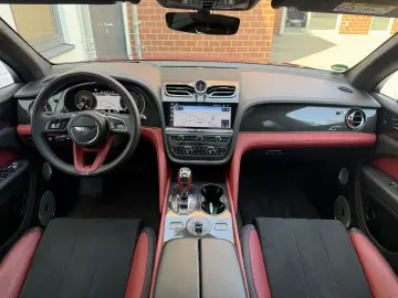 BENTLEY Bentayga V8 S  NAIM Carbon Styling