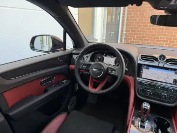 BENTLEY Bentayga V8 S  NAIM Carbon Styling