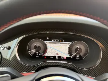 BENTLEY Bentayga V8 S  NAIM Carbon Styling
