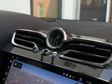 BENTLEY Bentayga V8 S  NAIM Carbon Styling