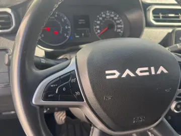 DACIA DUSTER 1.5 Blue dCi 115CP Extreme 4WD