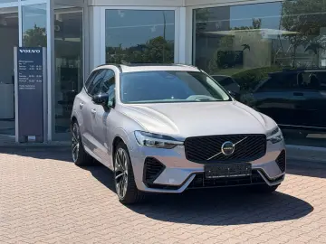 VOLVO XC 60 Ultra Dark T8