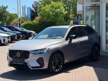 VOLVO XC 60 Ultra Dark T8