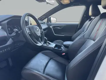 TOYOTA RAV 4 Plug-in-Hybrid Technik- und Style Paket