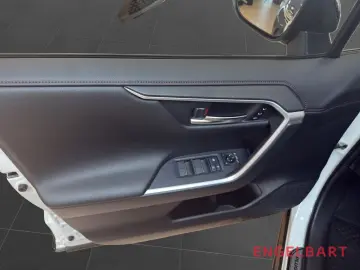 TOYOTA RAV 4 Plug-in Hybrid 4x4 Technik- & Style Paket