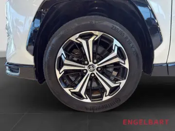 TOYOTA RAV 4 Plug-in Hybrid 4x4 Technik- & Style Paket