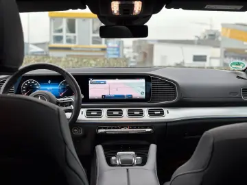 MERCEDES-BENZ GLE 300 d 4M Coupe AMG Line Burmester Airmatic