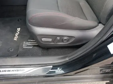 TOYOTA RAV 4 2.5 Plug-In Hybrid 4x4