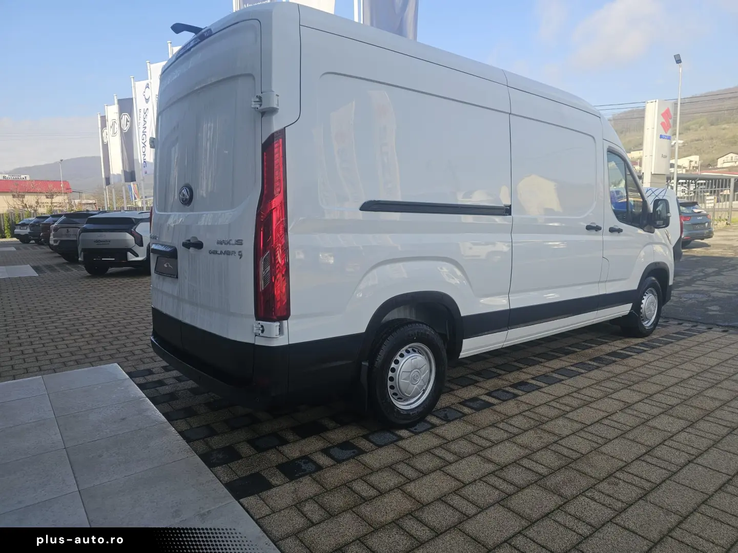 MAXUS DELIVE R 9 2.0 DSL N1 3.5T 6MT FWD L3H2 147 CP VAN