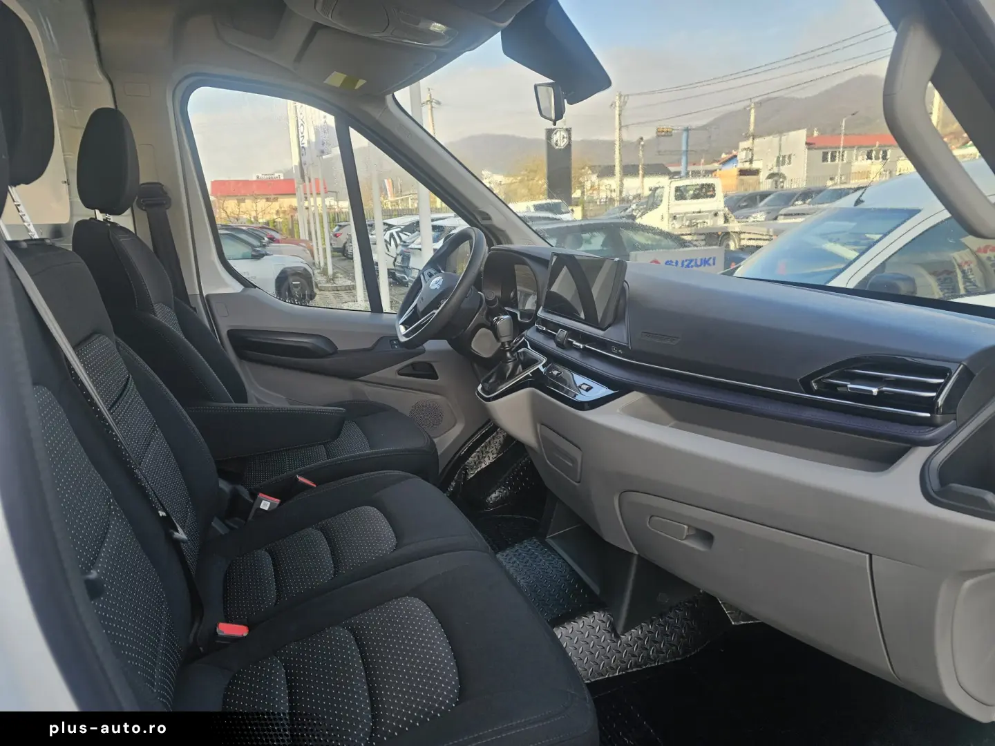 MAXUS DELIVE R 9 2.0 DSL N1 3.5T 6MT FWD L3H2 147 CP VAN