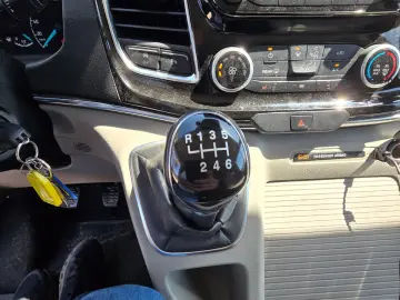 Ford Tourneo Custom
