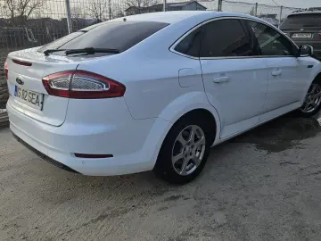 Ford mondeo 2.0 Diesel  Automata  2014 IN RATE FARA AVANS