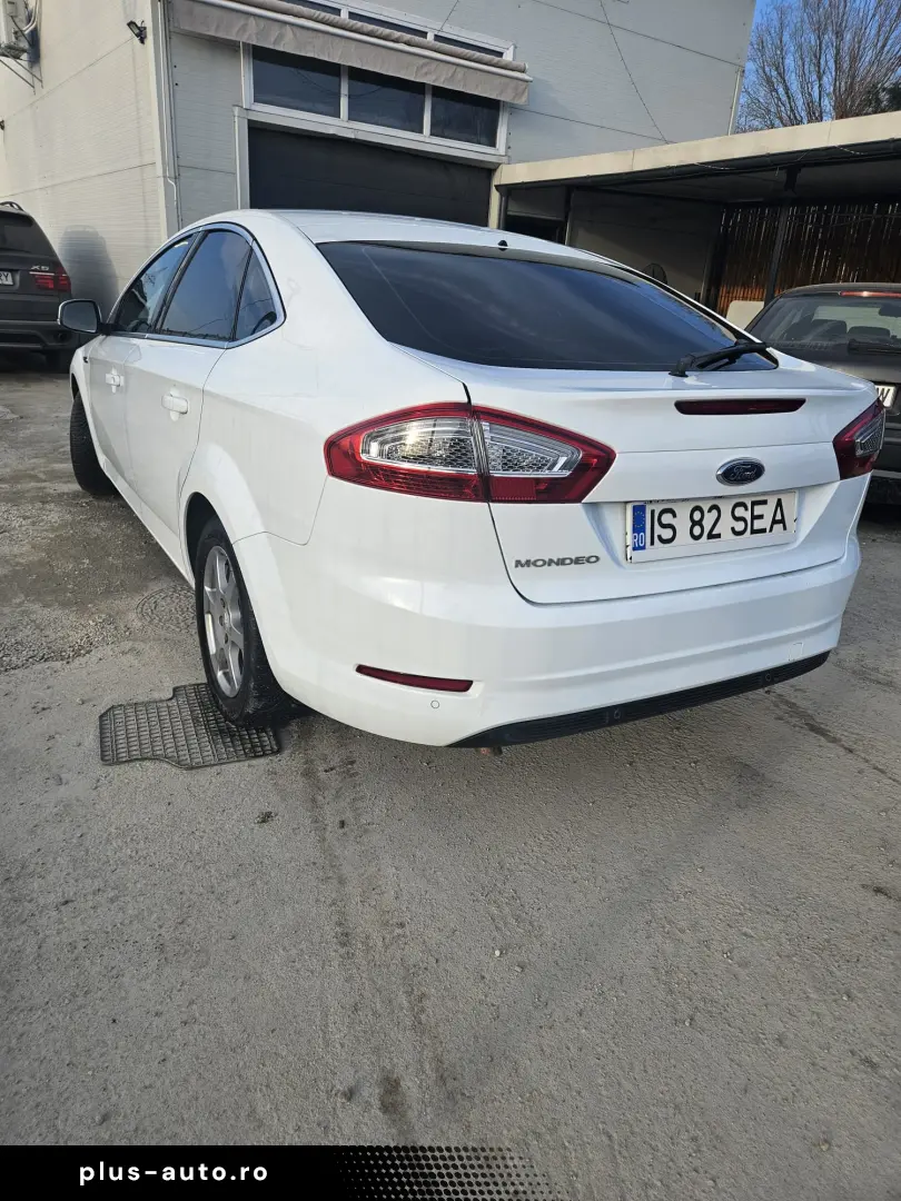 Ford mondeo 2.0 Diesel  Automata  2014 IN RATE FARA AVANS