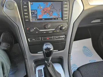 Ford mondeo 2.0 Diesel  Automata  2014 IN RATE FARA AVANS