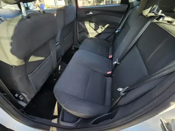 Ford focus 2015 . 1.0 benzina IN RATE FARA AVANS