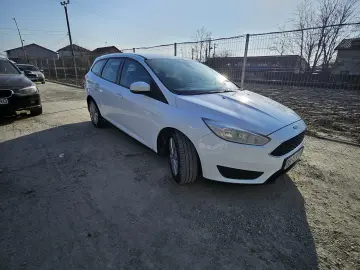 Ford focus 2015 . 1.0 benzina IN RATE FARA AVANS