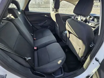 Ford focus 2015 . 1.0 benzina IN RATE FARA AVANS