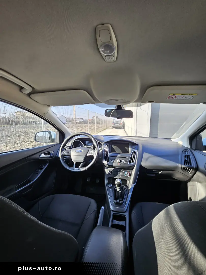 Ford focus 2015 . 1.0 benzina IN RATE FARA AVANS