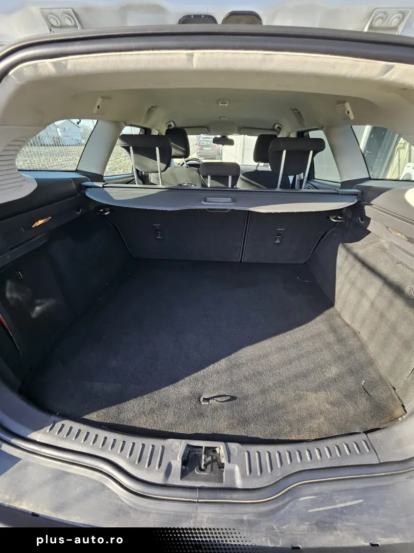 Ford focus 2015 . 1.0 benzina IN RATE FARA AVANS