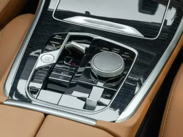 BMW X5 50e M Neuzstd  o.Gebrsp LUFTF.DR.ASS.H K.AHK.