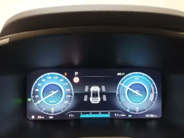 HYUNDAI Santa Fe 1.6 T-GDI 4WD Navi Pano CAM Sitrzhzg.