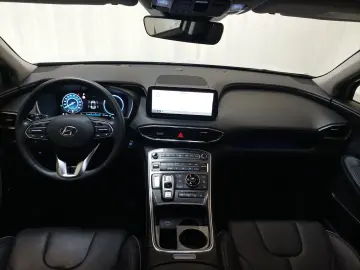 HYUNDAI Santa Fe 1.6 T-GDI 4WD Navi Pano CAM Sitrzhzg.