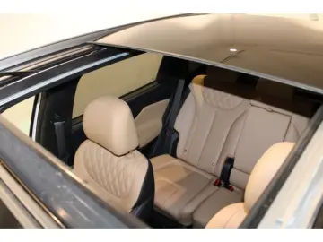 HYUNDAI SANTA FE 1.6 T-GDi Hybrid ''Signat…