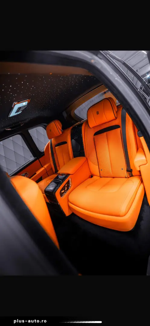 ROLLS ROYCE Cullinan Black Badge